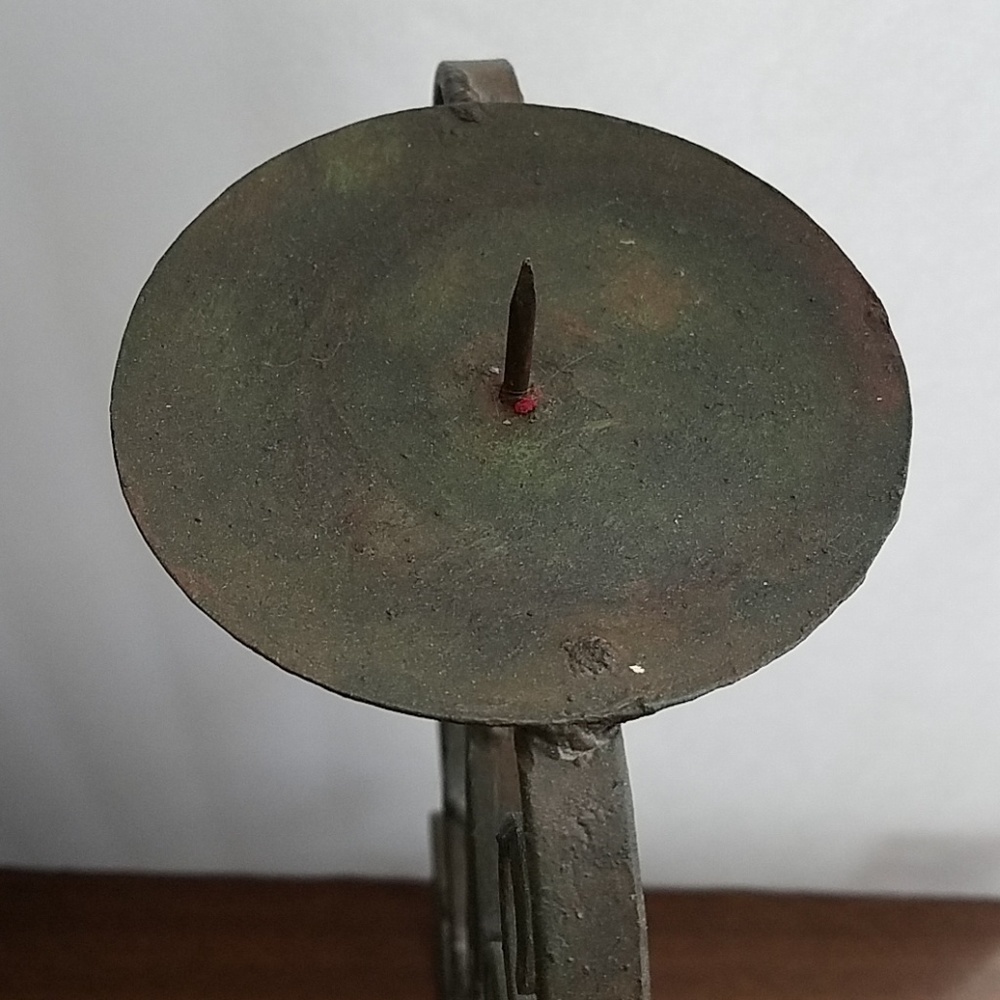 Pillar Candlestick - Picture 3 of 5
